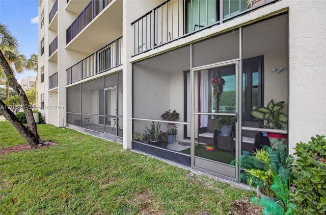 6195 Rock Island Rd 103, Tamarac, FL 33319