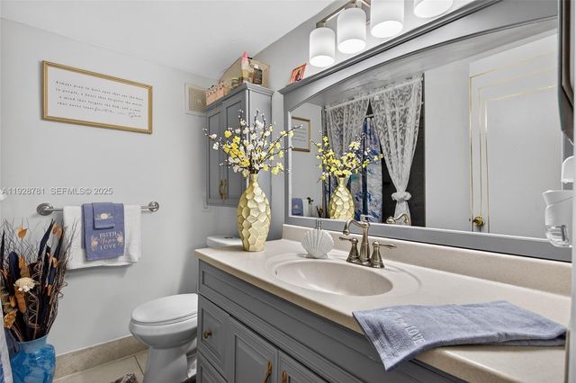 6195 Rock Island Rd 103, Tamarac, FL 33319