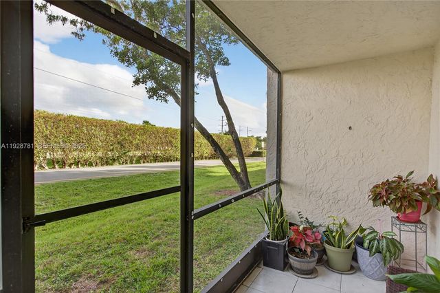 6195 Rock Island Rd 103, Tamarac, FL 33319