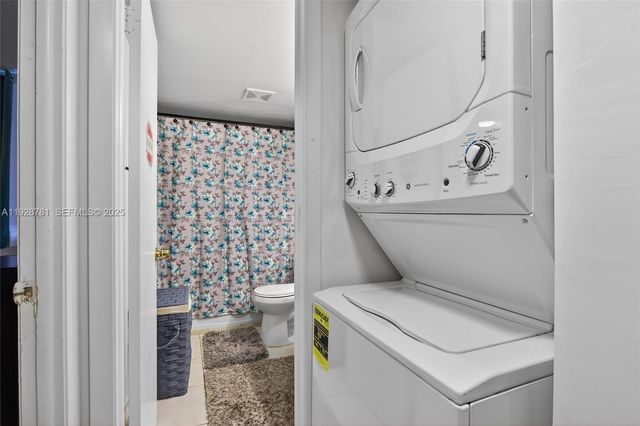 6195 Rock Island Rd 103, Tamarac, FL 33319