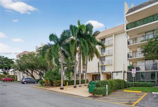 6195 Rock Island Rd 103, Tamarac, FL 33319