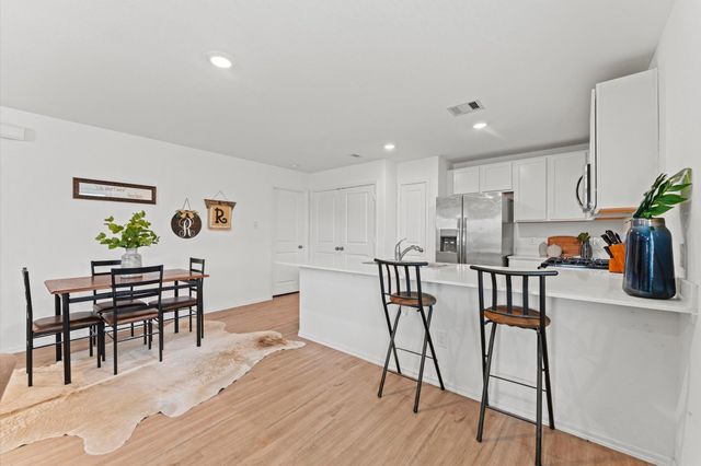 236 Bennett Loop, Angleton, TX 77515