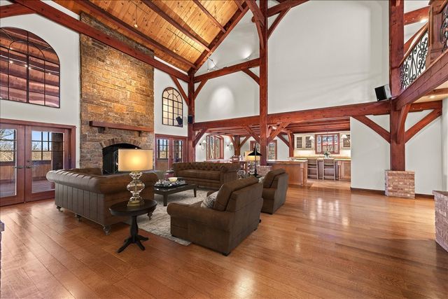 236 Steeplechase Road, Barrington Hills, IL 60010