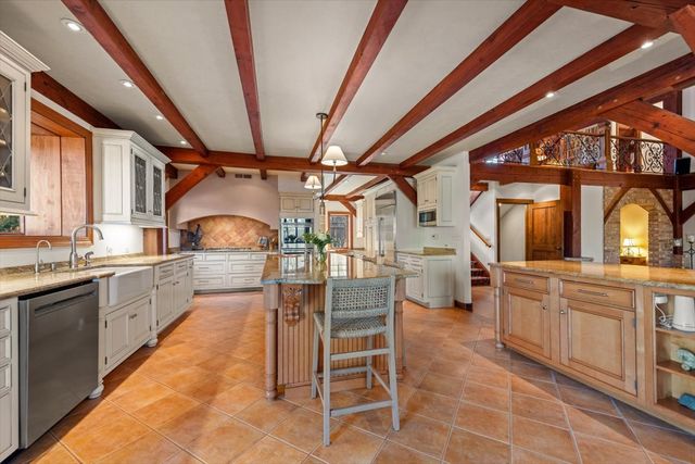 236 Steeplechase Road, Barrington Hills, IL 60010