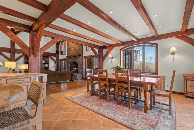 236 Steeplechase Road, Barrington Hills, IL 60010