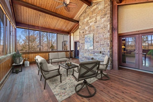 236 Steeplechase Road, Barrington Hills, IL 60010