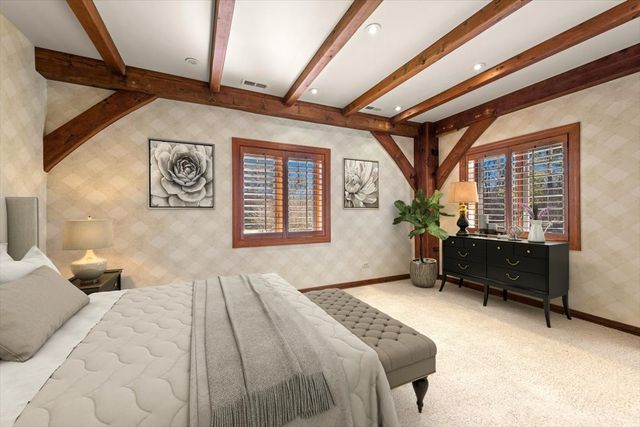 236 Steeplechase Road, Barrington Hills, IL 60010