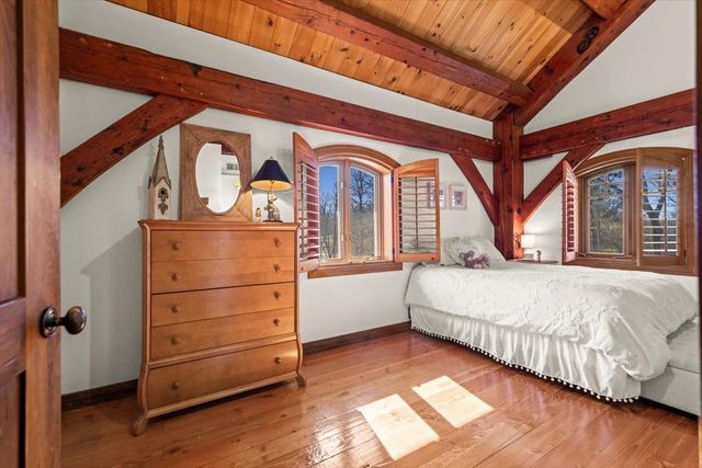 236 Steeplechase Road, Barrington Hills, IL 60010