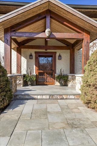 236 Steeplechase Road, Barrington Hills, IL 60010