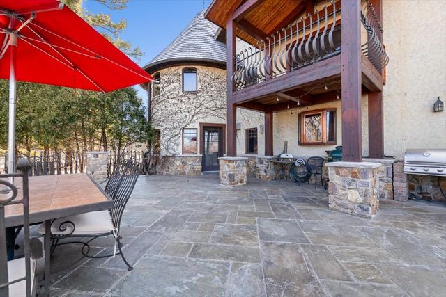 236 Steeplechase Road, Barrington Hills, IL 60010