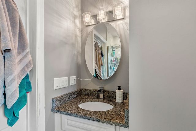 190 Walnut St, Watertown, MA 02472