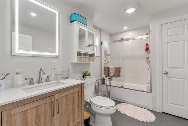 190 Walnut St, Watertown, MA 02472