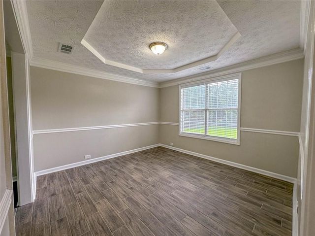 1070 Big Haynes Drive, Grayson, GA 30017