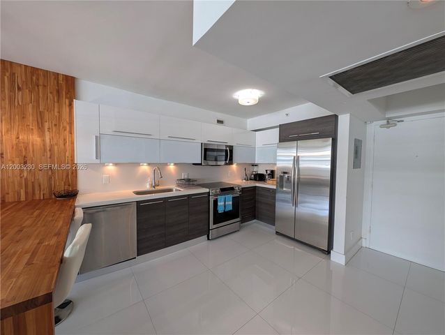 100 Lincoln Rd 1008, Miami Beach, FL 33139