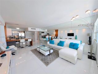 100 Lincoln Rd 1008, Miami Beach, FL 33139