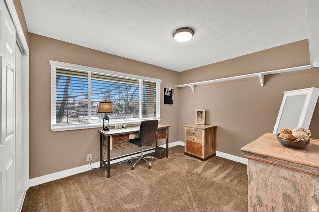 2329 E WOODCHUCK CIR, Sandy, UT 84093