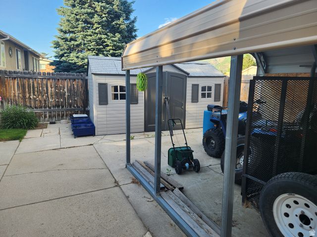 2329 E WOODCHUCK CIR, Sandy, UT 84093