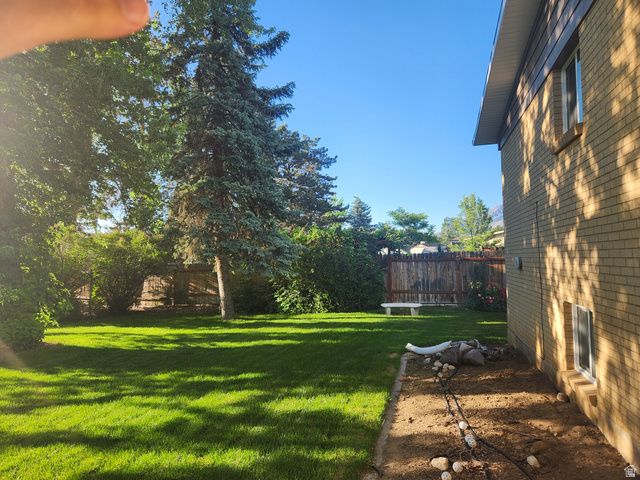 2329 E WOODCHUCK CIR, Sandy, UT 84093