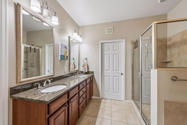 17735 Valley Cove Court, Minnetonka, MN 55345