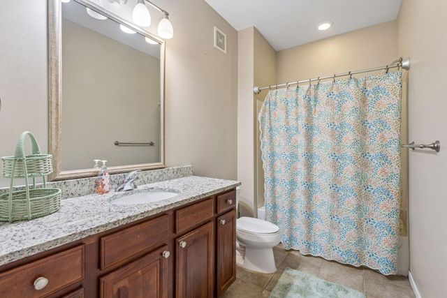 17735 Valley Cove Court, Minnetonka, MN 55345