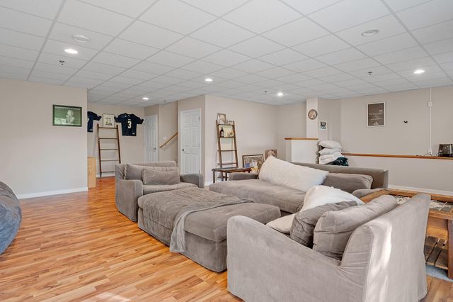 17735 Valley Cove Court, Minnetonka, MN 55345