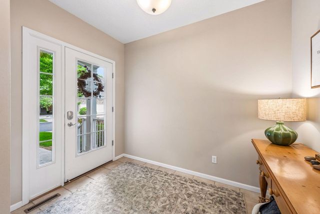 17735 Valley Cove Court, Minnetonka, MN 55345
