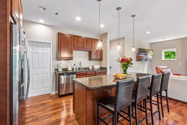 17735 Valley Cove Court, Minnetonka, MN 55345