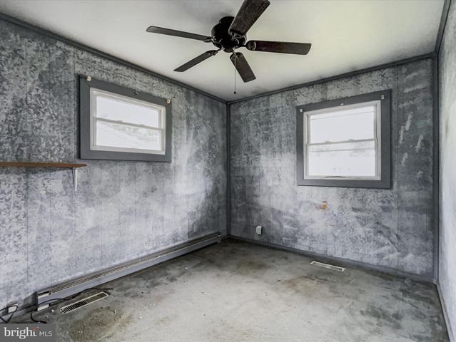 841 SCENERY PL, Harrisburg, PA 17109