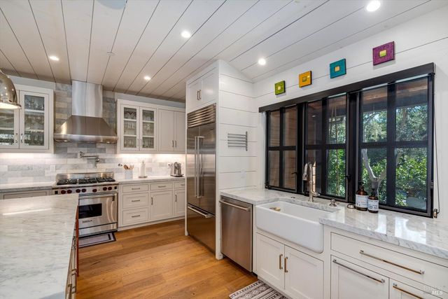 1580 Hillview Pl, St. Helena, CA 94574