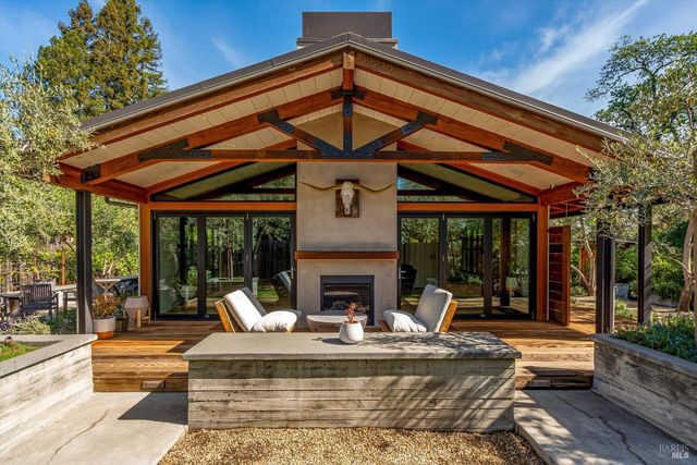 1580 Hillview Pl, St. Helena, CA 94574