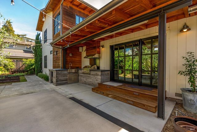 1580 Hillview Pl, St. Helena, CA 94574