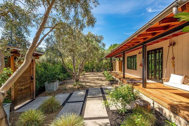 1580 Hillview Pl, St. Helena, CA 94574