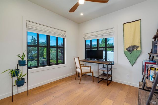 1580 Hillview Pl, St. Helena, CA 94574