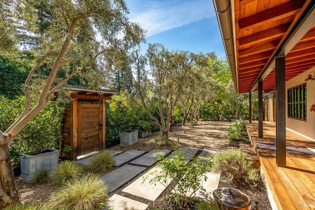 1580 Hillview Pl, St. Helena, CA 94574