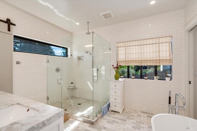 1580 Hillview Pl, St. Helena, CA 94574