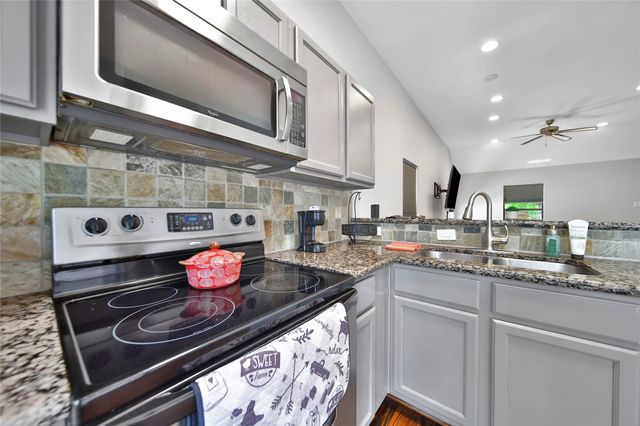 2314 Carr Street, Houston, TX 77026