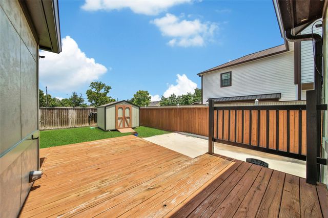2314 Carr Street, Houston, TX 77026