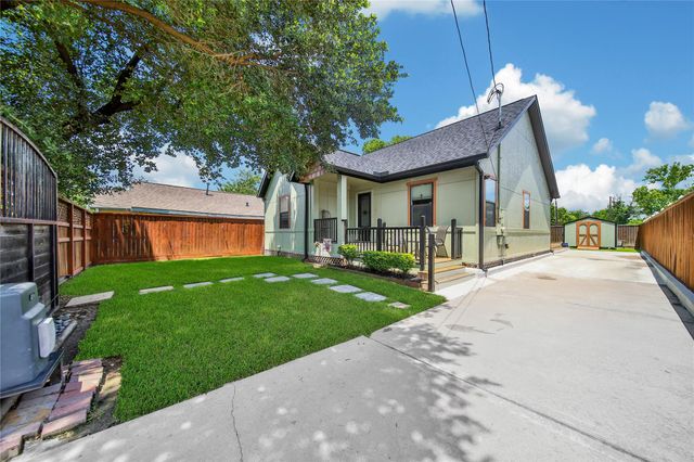 2314 Carr Street, Houston, TX 77026