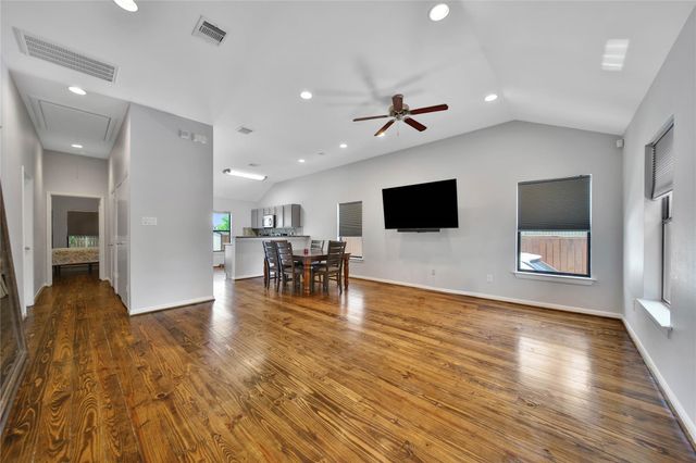 2314 Carr Street, Houston, TX 77026