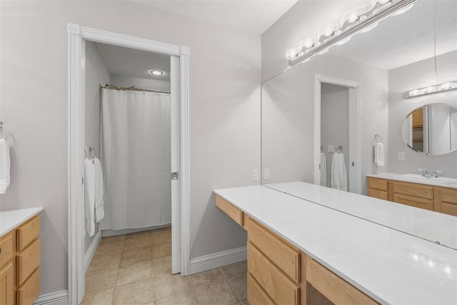 8777 Maricopa Trail, Kalamazoo, MI 49009
