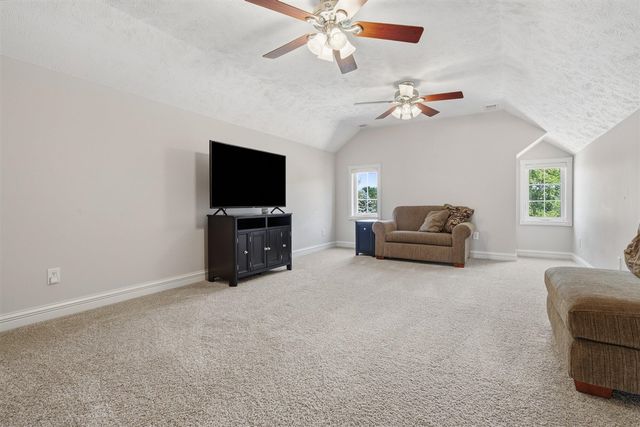 8777 Maricopa Trail, Kalamazoo, MI 49009