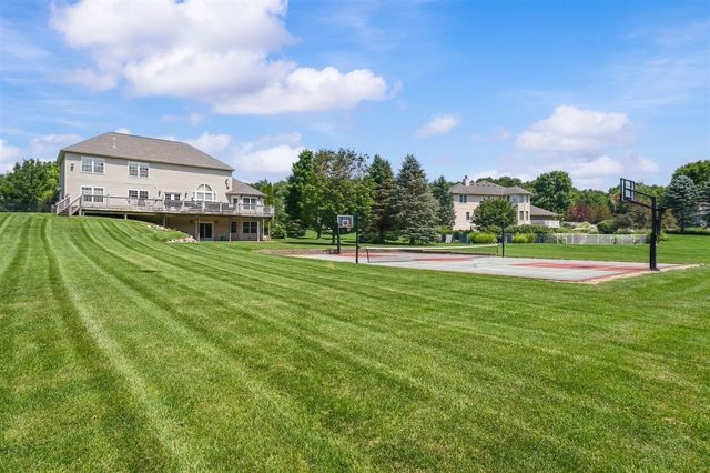 8777 Maricopa Trail, Kalamazoo, MI 49009