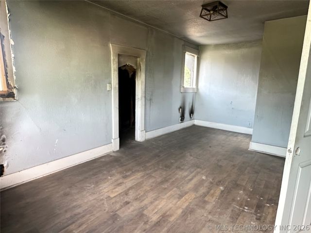 1126 E 4th Street, Okmulgee, OK 74447