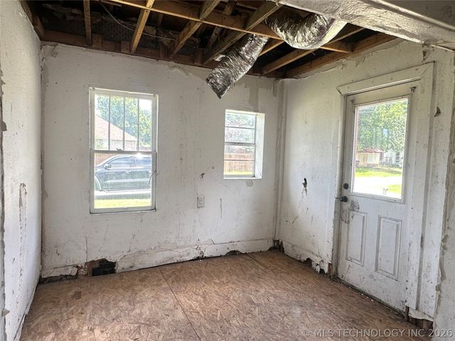1126 E 4th Street, Okmulgee, OK 74447