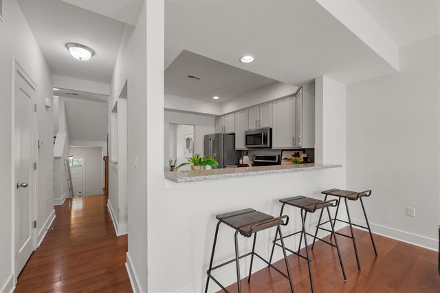 2557 W Towne Street, Ann Arbor, MI 48103