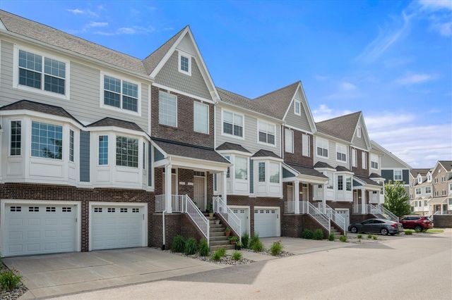 2557 W Towne Street, Ann Arbor, MI 48103