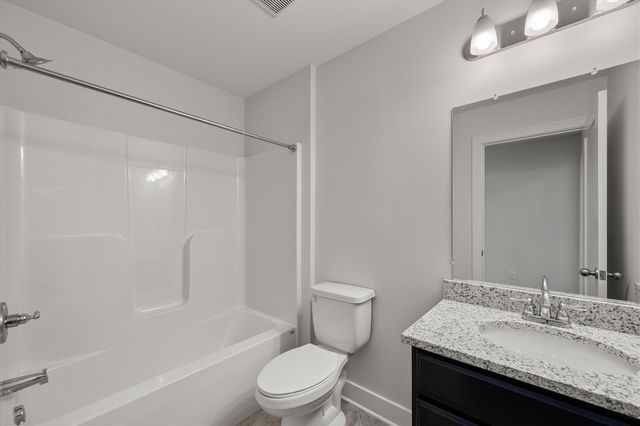 2557 W Towne Street, Ann Arbor, MI 48103