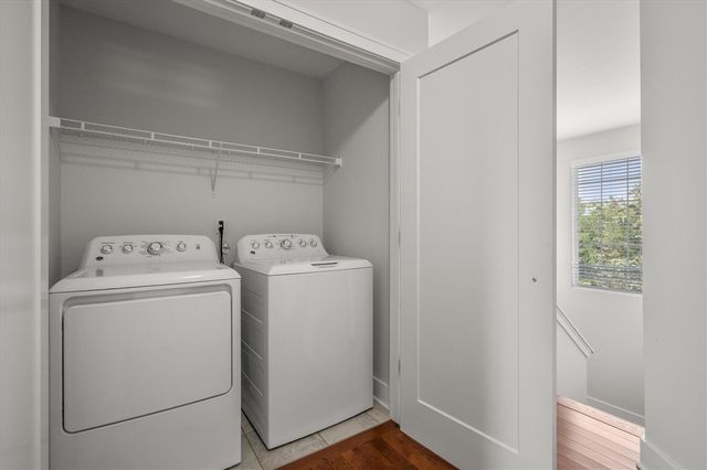 2557 W Towne Street, Ann Arbor, MI 48103