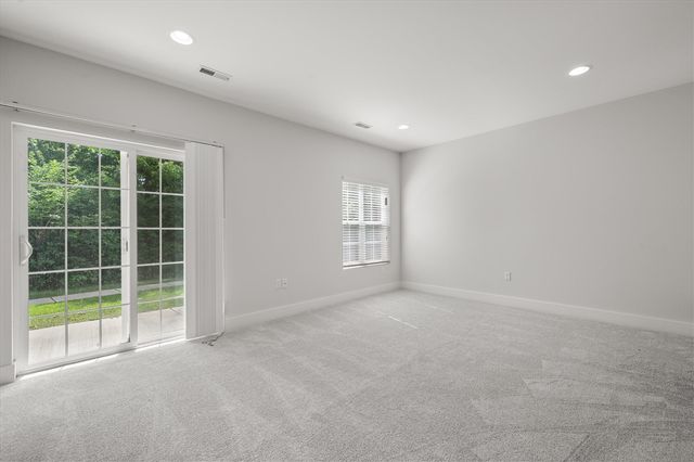 2557 W Towne Street, Ann Arbor, MI 48103