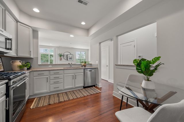 2557 W Towne Street, Ann Arbor, MI 48103